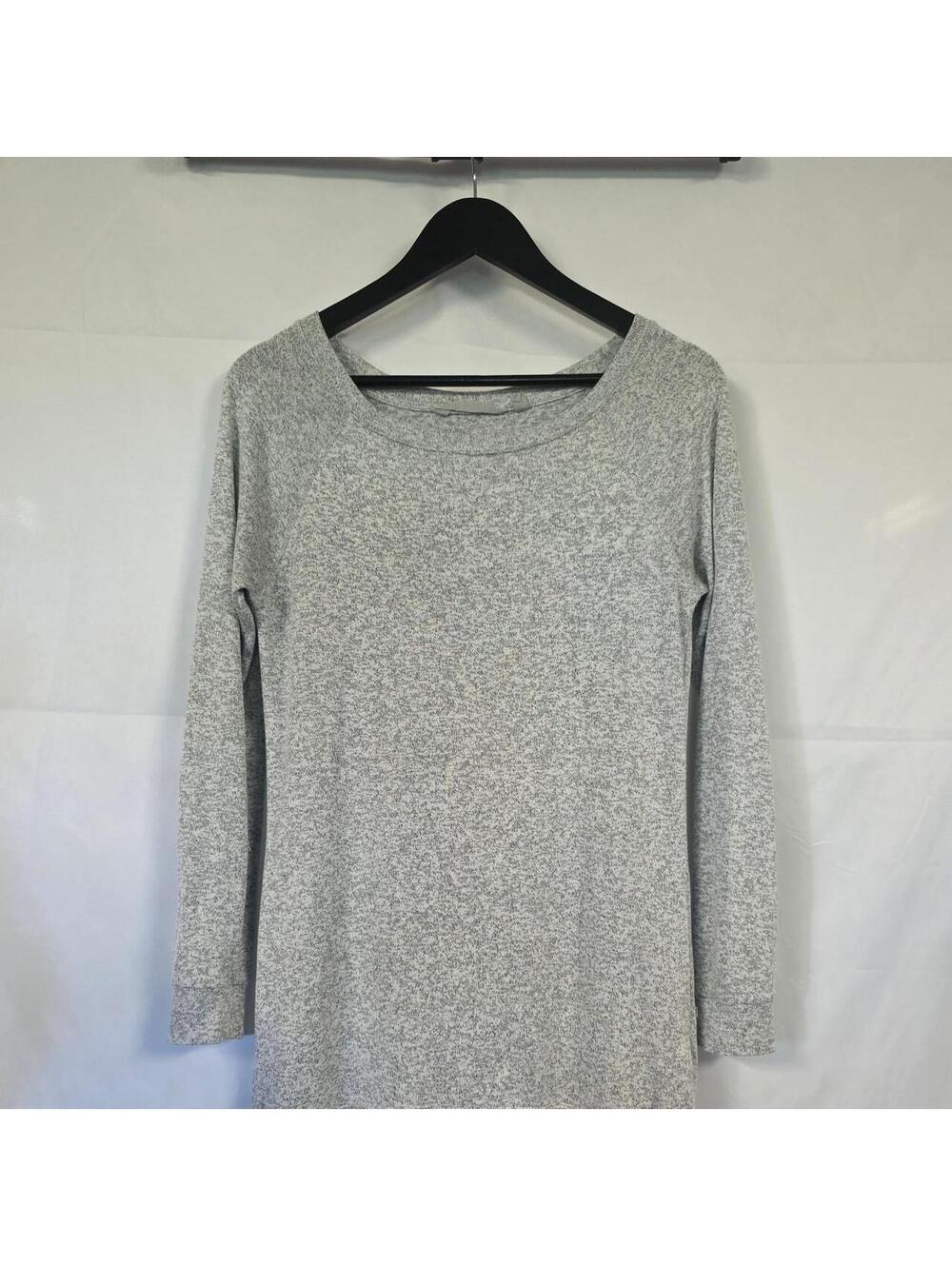 Athleta Women's Grey Shirt